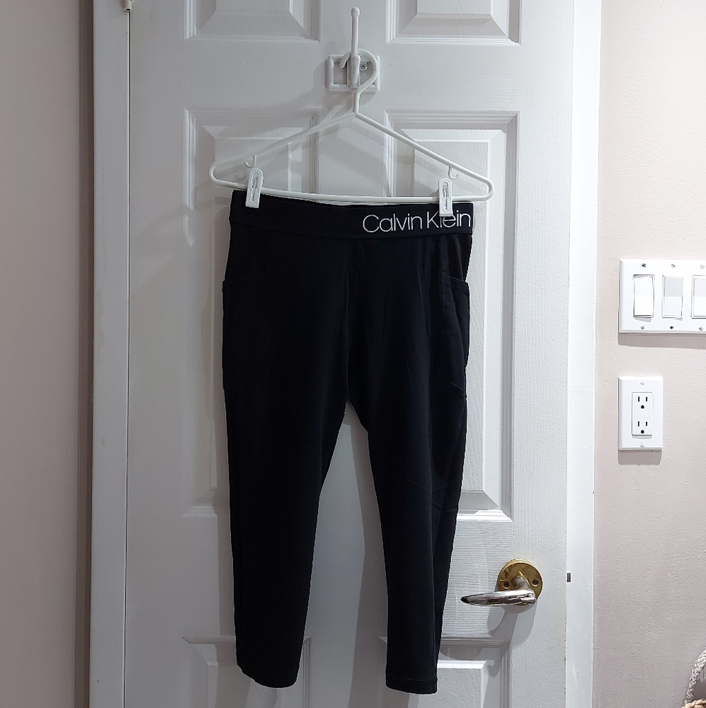 NWOT, Calvin Klein Performance Stretch | Athletic Capri Pants